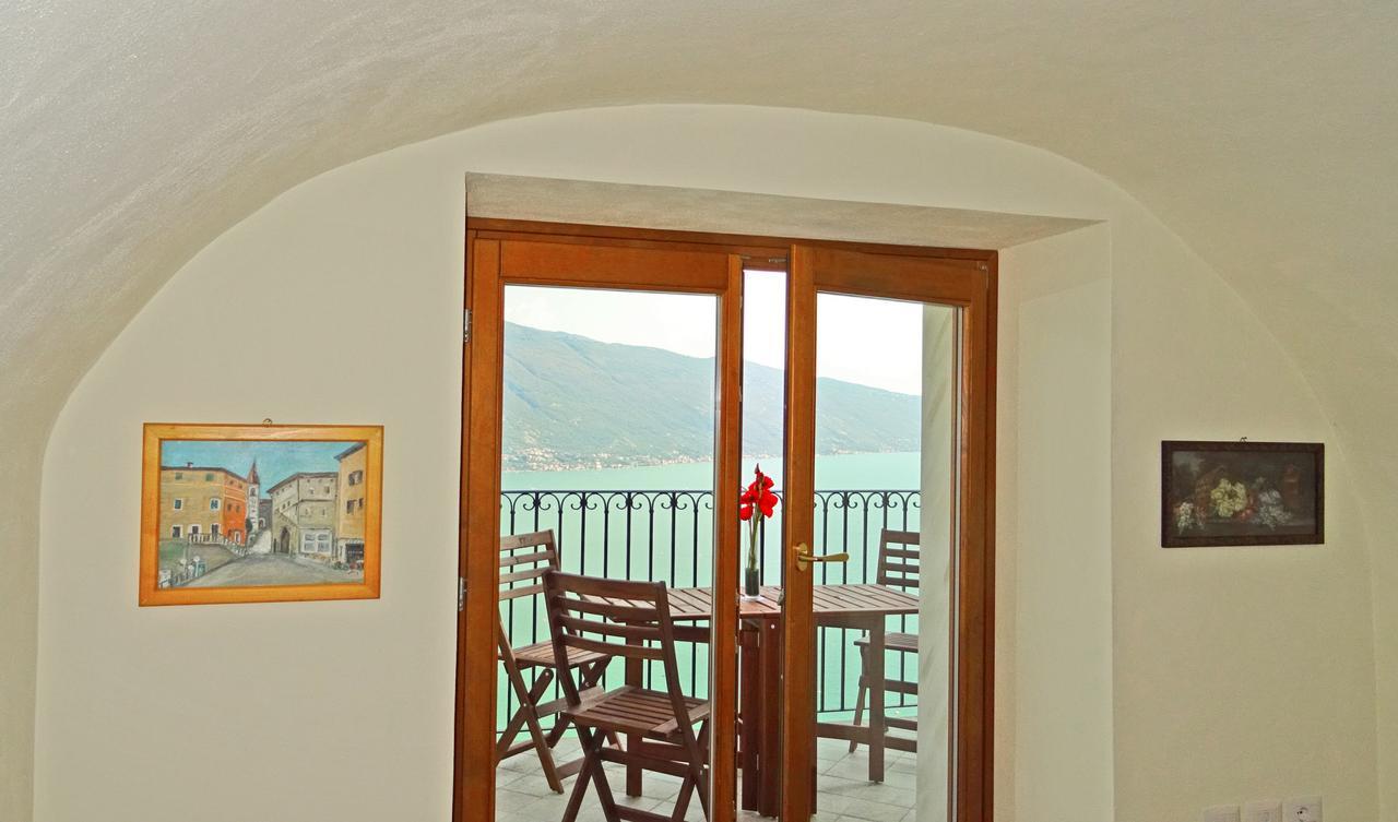 Casa De Pol Exclusive Lake View By Gardadomusmea Tremosine Экстерьер фото